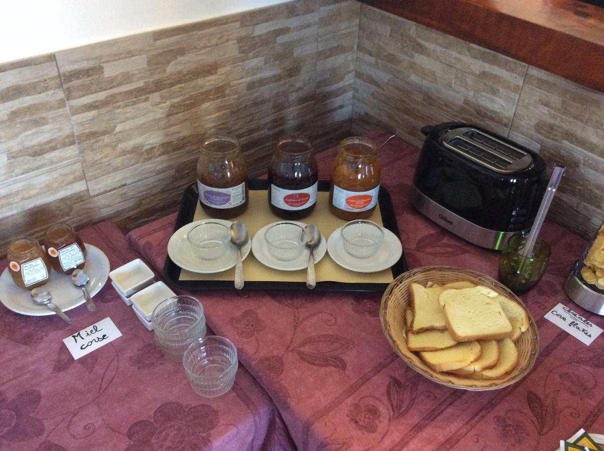 Hotel Restaurant De La Poste Aullene Εξωτερικό φωτογραφία