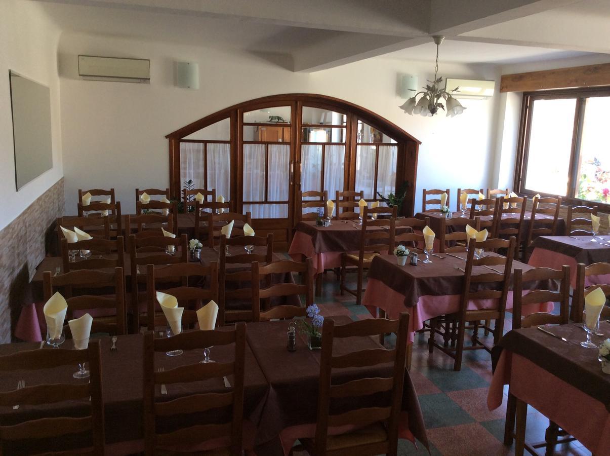 Hotel Restaurant De La Poste Aullene Εξωτερικό φωτογραφία